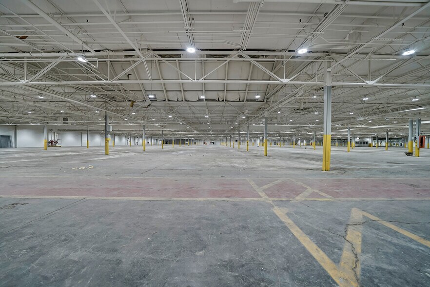 More Photos Of 25 Oakland Ave, Chester Warehouse For Lease