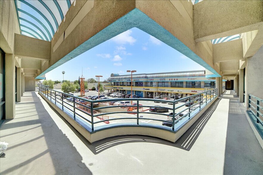 More Photos Of 301 W Valley Blvd, San Gabriel Unknown For Lease