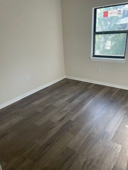 More Photos Of 10043 Beach Verbena Dr, Riverview Office For Lease
