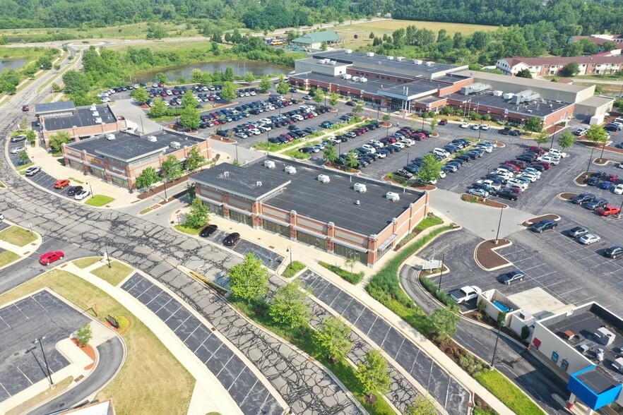 More Photos Of 1211-1231 Cumberland Ave, Valparaiso Freestanding For Lease