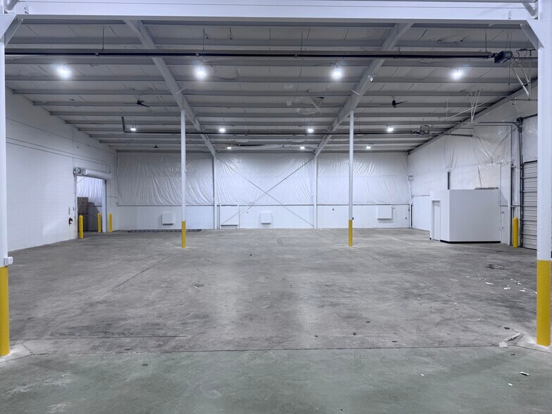 More Photos Of 11080 Air Park Rd, Ashland Warehouse For Lease