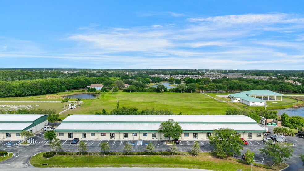 More Photos Of 8221-8239 Blaikie Ct, Sarasota Warehouse For Lease