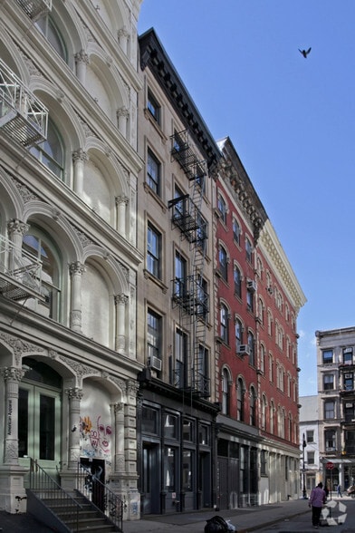 Primary Photo Of 47 Howard St, New York Apartments For Lease