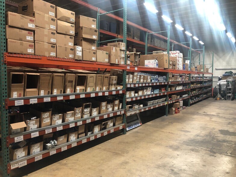 More Photos Of 6095 NW 167th St, Miami Lakes Warehouse For Sale