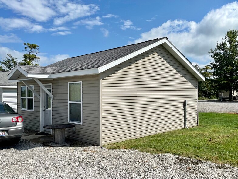 More Photos Of 8460 Farthing Rd, Vernon Manufactured Housing Mobile Home Park For Sale