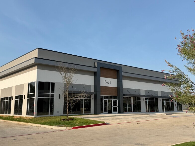 More Photos Of Spring Creek Parkway, Plano Unknown For Lease