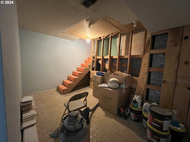 More Photos Of 1839 3rd St, Baker City Religious Facility For Sale