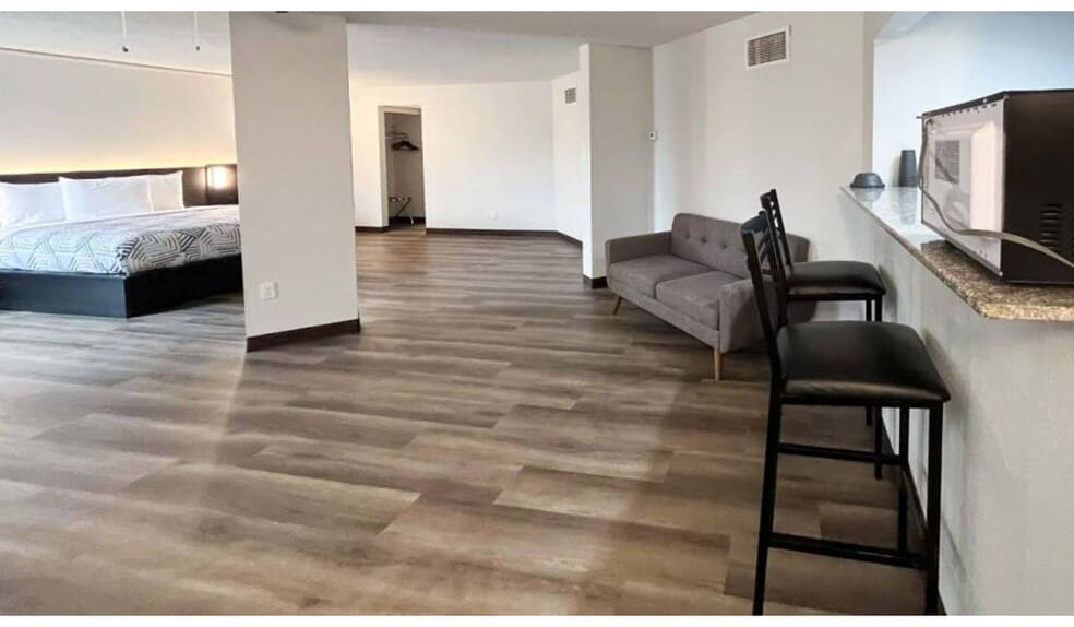 More Photos Of 3400 South St, Nacogdoches Hotel For Sale