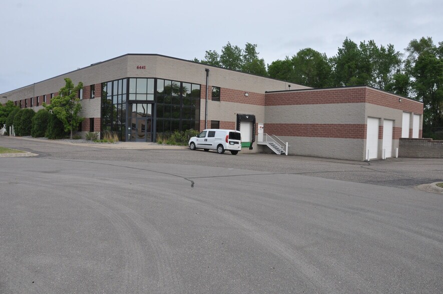 Primary Photo Of 6441 NW 140th Ct, Ramsey Warehouse For Sale