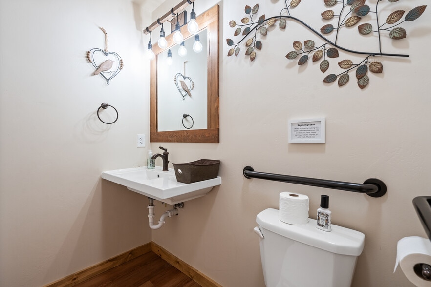 More Photos Of 1845 Hodgson Rd, Whitefish Hotel For Sale