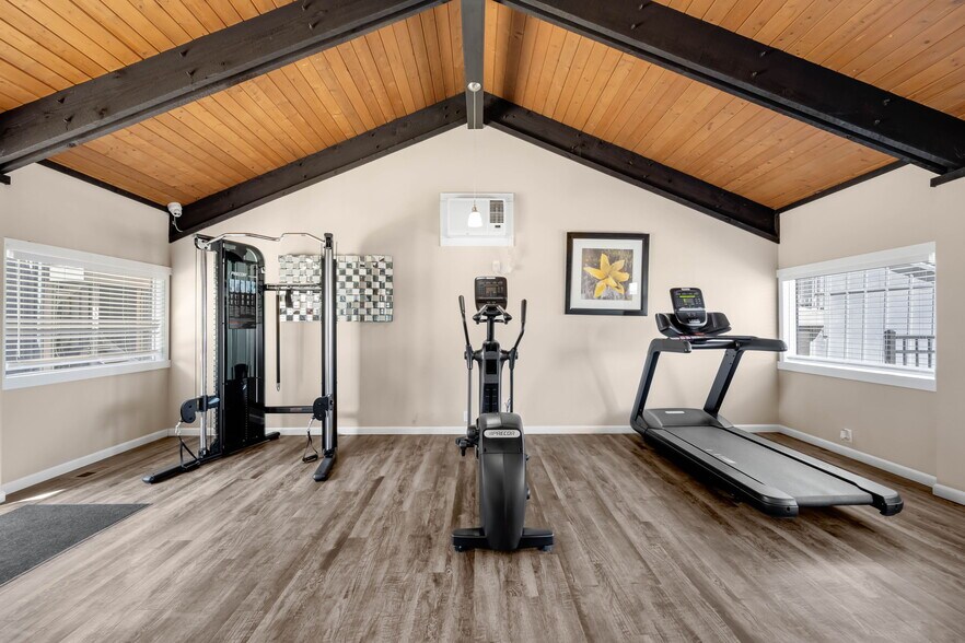 More Photos Of 3349 E Fountain Blvd, Colorado Springs Apartments For Sale