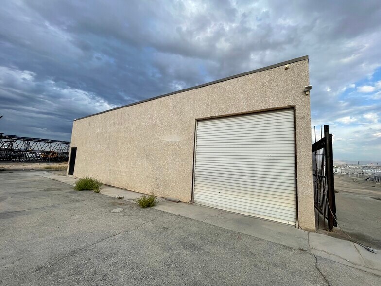 More Photos Of 2775 Betty Ln, Las Vegas Service For Lease