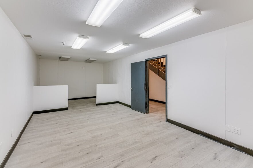 More Photos Of 2023-2043 S Santa Fe Ave, Los Angeles Unknown For Lease