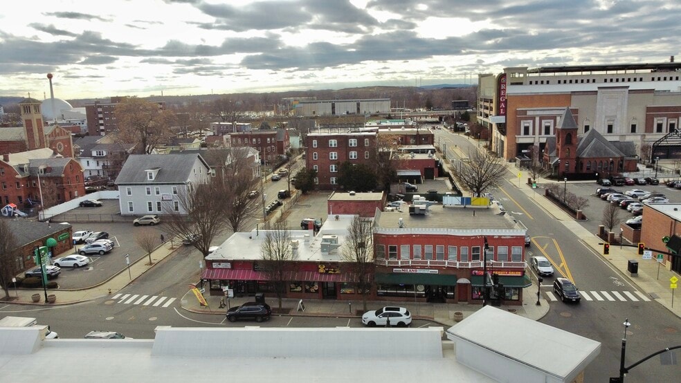 More Photos Of 982 Main St, Springfield Storefront For Sale