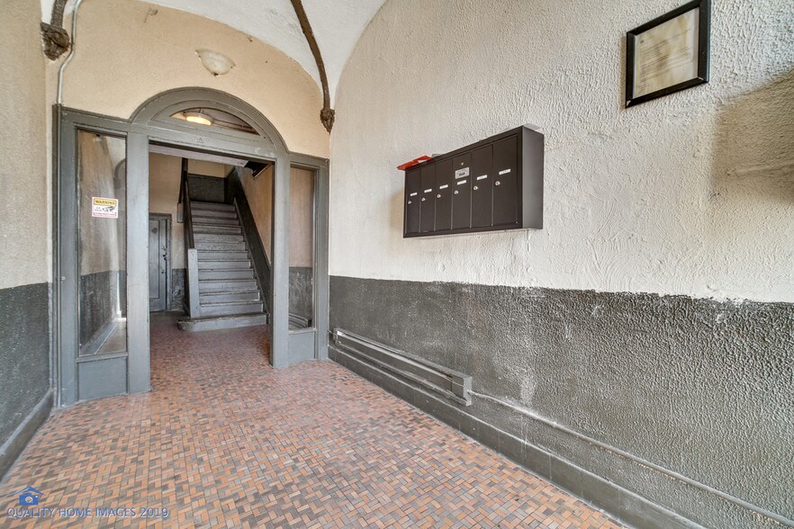 More Photos Of 932-944 E 79th St, Chicago Apartments For Sale