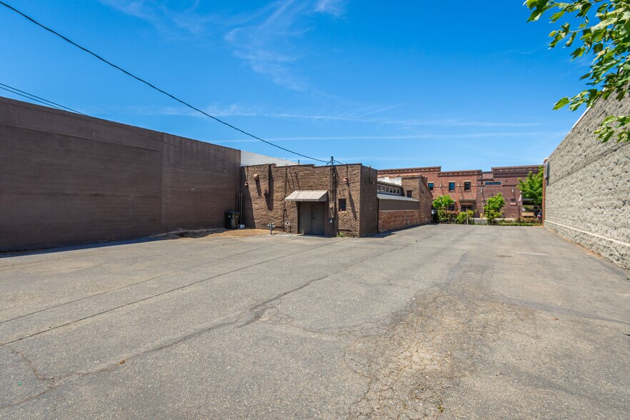More Photos Of 451-453 G St, Lincoln Freestanding For Sale