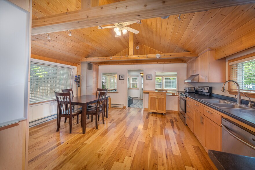 More Photos Of E3220 and E3218 State Highway M 28, Au Train Specialty For Sale