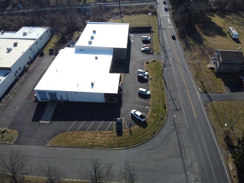 More Photos Of 1615 Bustleton Pike, Feasterville Trevose Warehouse For Lease