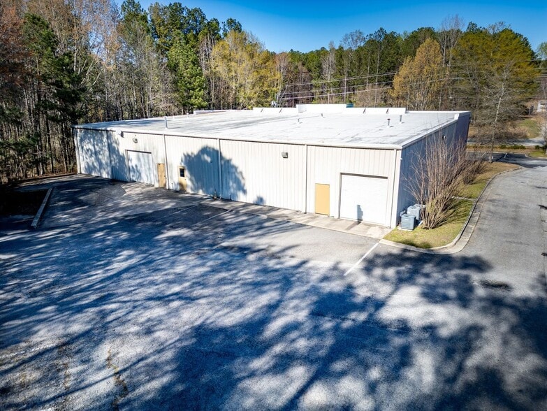 More Photos Of 620 Sigman Rd, Conyers Light Distribution For Sale