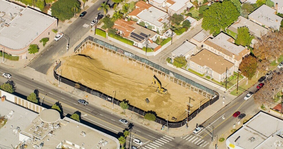 More Photos Of 6055 W Pico Blvd, Los Angeles Apartments For Lease