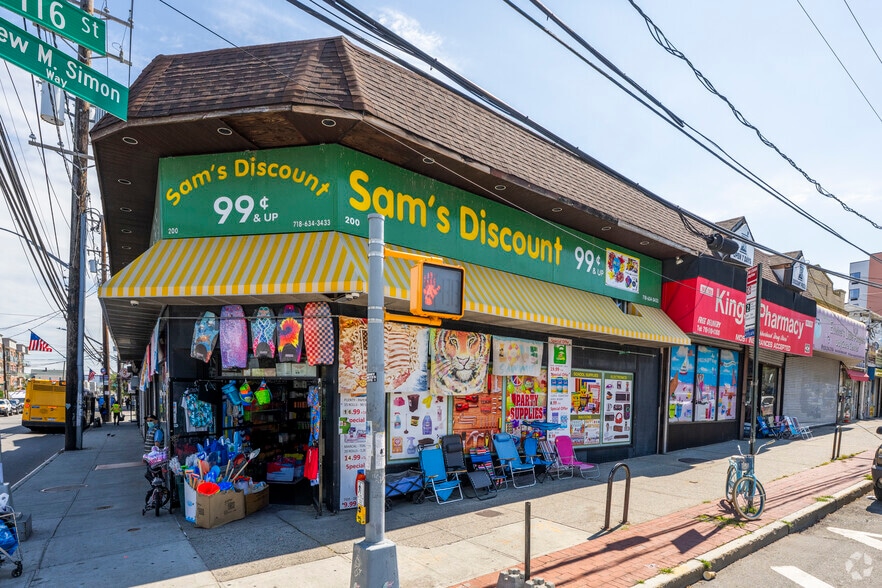 More Photos Of 186-192 Beach 116th St, Far Rockaway Storefront For Lease