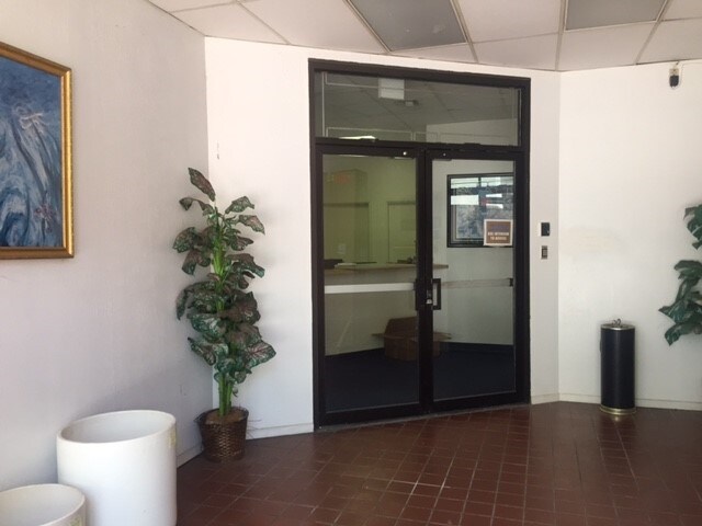 More Photos Of 520 W Santa Ana Blvd, Santa Ana Office For Sale