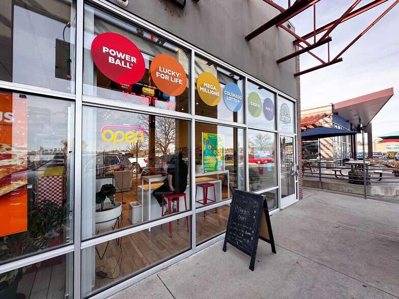 More Photos Of 2045 Sheridan Blvd, Edgewater Freestanding For Lease