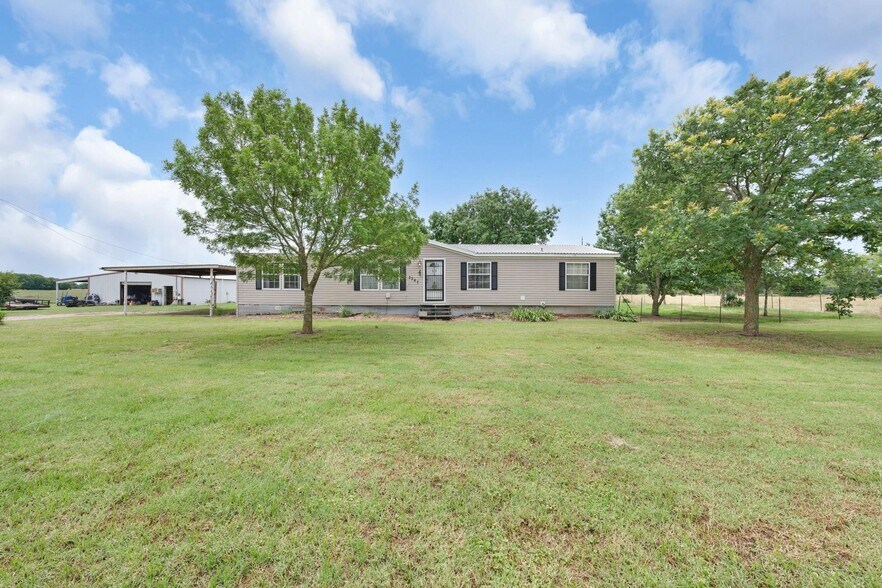 More Photos Of 2287 FM 3132, Klondike Land For Sale
