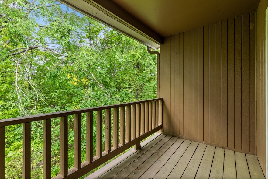 More Photos Of 1802 Hamill Rd, Hixson Apartments For Sale