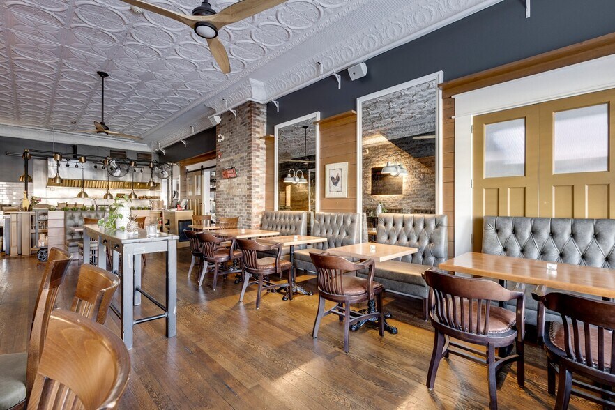 More Photos Of 606 Meredith Rd NE, Calgary Restaurant For Sale
