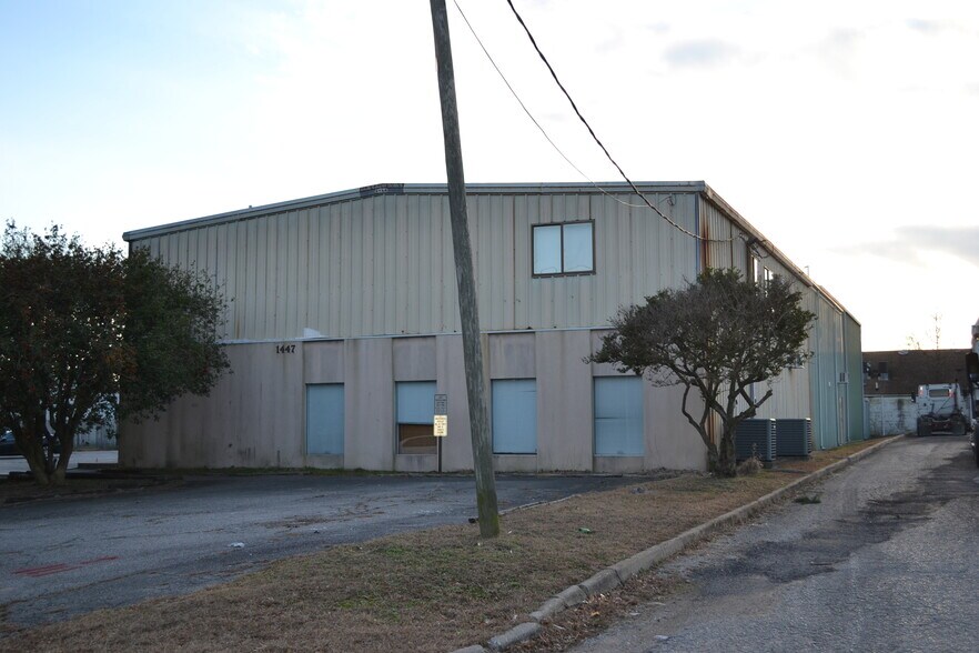 More Photos Of 1447 Gabriel Dr, Norfolk Warehouse For Sale