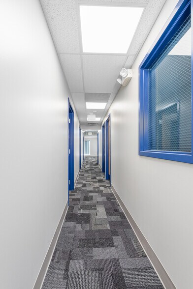 More Photos Of 411 Commerce Ln, West Berlin Medical For Sale