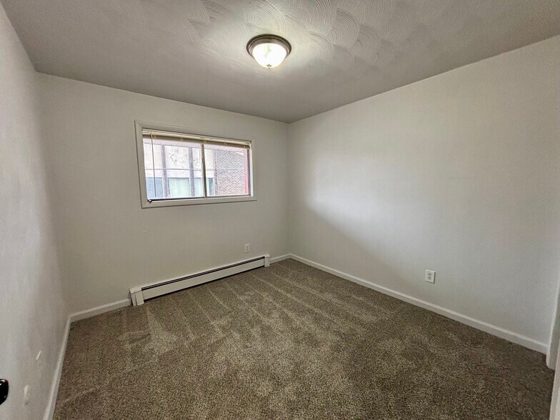 More Photos Of 645 E Jolly Rd, Lansing Apartments For Sale