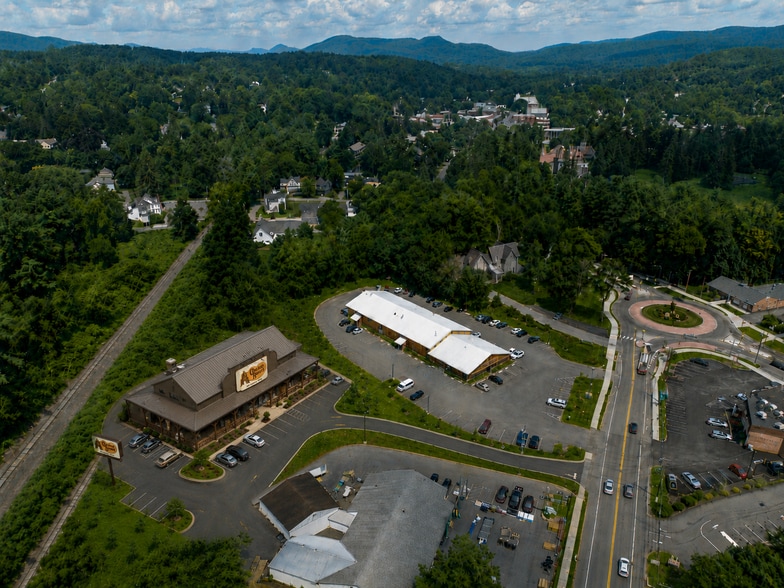 More Photos Of 20 Maple Ave, Great Barrington Warehouse For Sale