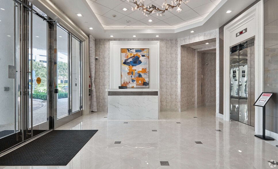 More Photos Of 3835 PGA Blvd, Palm Beach Gardens Office For Lease