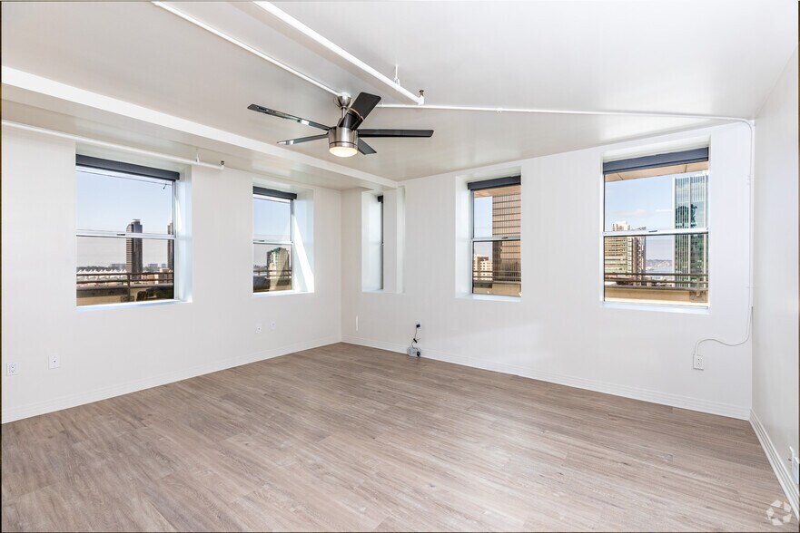 More Photos Of 1007 5th Ave, San Diego Apartments For Lease