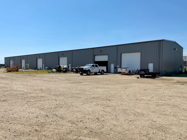More Photos Of 5806 Baldwin Ln, Williston Warehouse For Lease