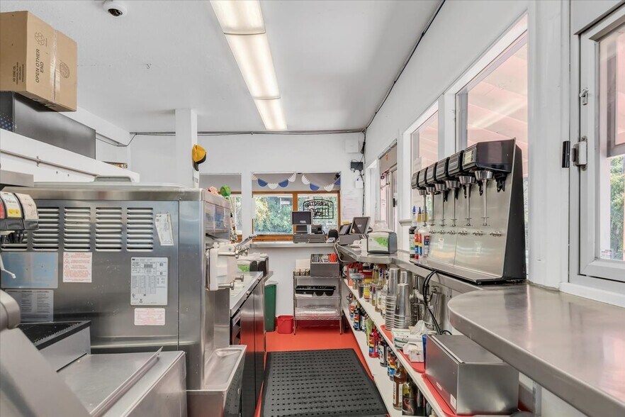 More Photos Of 22652 Parrotts Ferry Rd, Columbia Restaurant For Sale