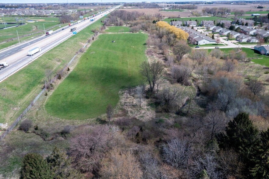 More Photos Of 7900 Brixham Rd, Rockford Land For Sale