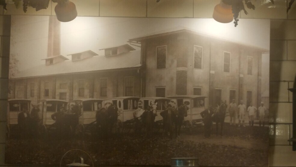 More Photos Of 26 Main St, Oneonta Restaurant For Sale