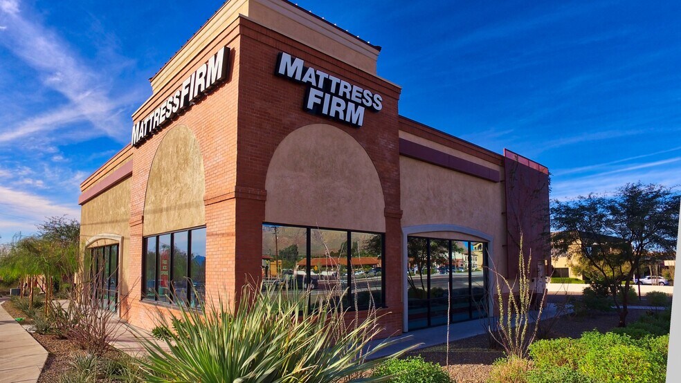 More Photos Of 7201 N Oracle Rd, Tucson Freestanding For Sale