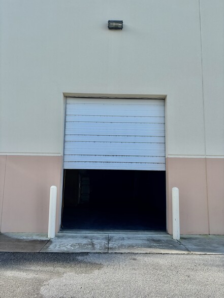 More Photos Of 4188 Westroads Dr, Riviera Beach Warehouse For Sale