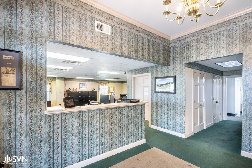 More Photos Of 129 Fieldview Dr, Versailles Warehouse For Sale