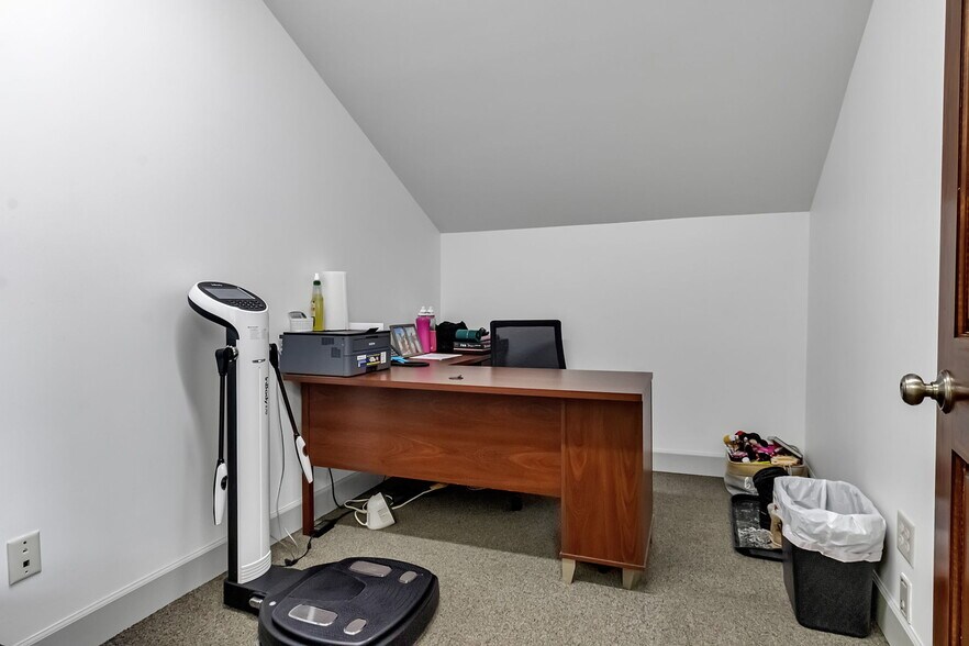 More Photos Of 2-85 Bristol Ln, Ellicottville General Retail For Lease