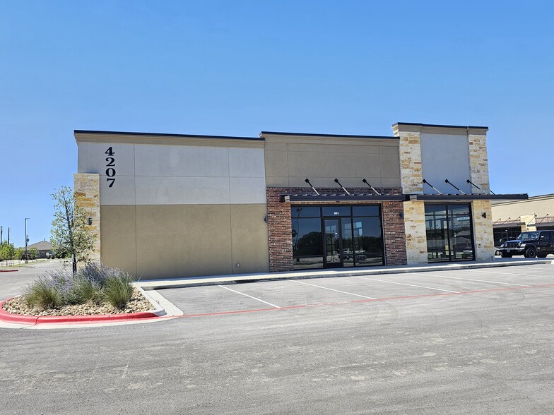 More Photos Of 4201 S Fort Hood St, Killeen Freestanding For Lease