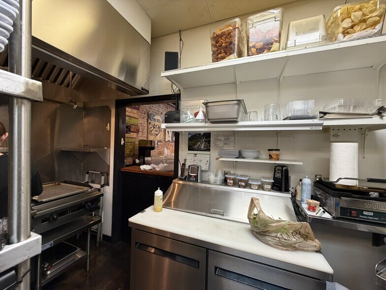 More Photos Of 615 Mena St, Mena Restaurant For Sale