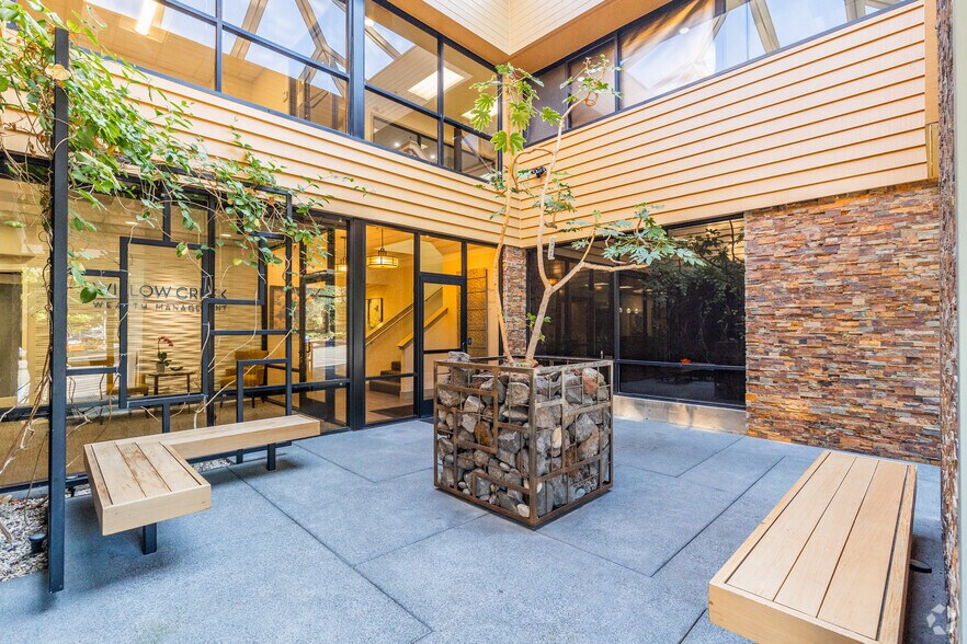 More Photos Of 825 Gravenstein Hwy N, Sebastopol Office For Lease