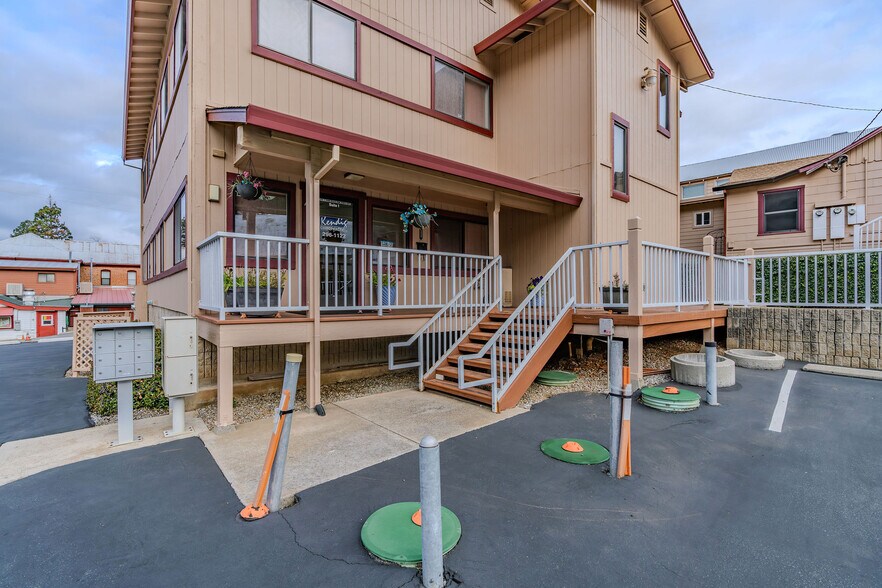 More Photos Of 19881 State Highway 88, Pine Grove Office Residential For Sale