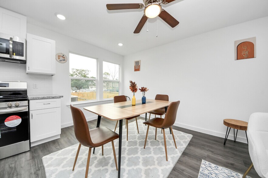 More Photos Of , Houston Multifamily For Sale