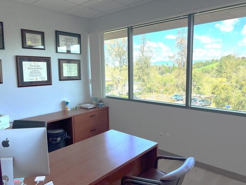 More Photos Of 1000 Newbury Rd, Thousand Oaks Medical For Sale